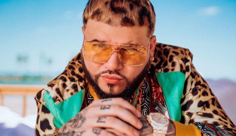 Madre le canta a su hijo como Bad Bunny - Uniradio Informa