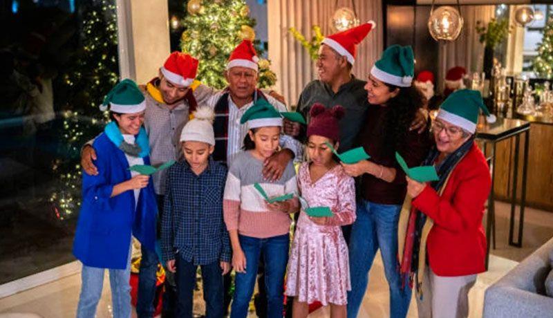 Los beneficios de cantar villancicos con los niños - Uniradio Informa
