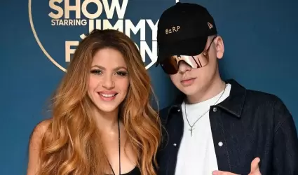 Shakira y BZRP se presentan con Jimmy Fallon