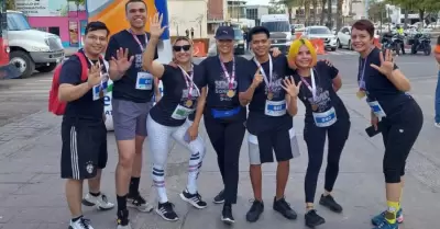 Personal de Uniradio en el Medio Maratón de Hermosillo