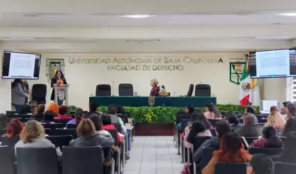 Sala Facultad de Derecho de Universidad Autnoma de Baja California (UABC)