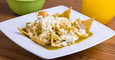 Plato de chilaquiles verdes