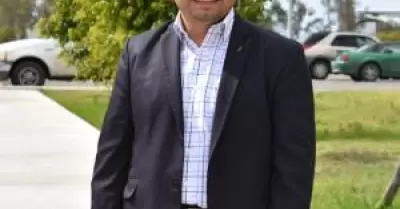Francisco Ruiz, Polit�logo, Doctor en Derecho Electoral, integrante del Institut