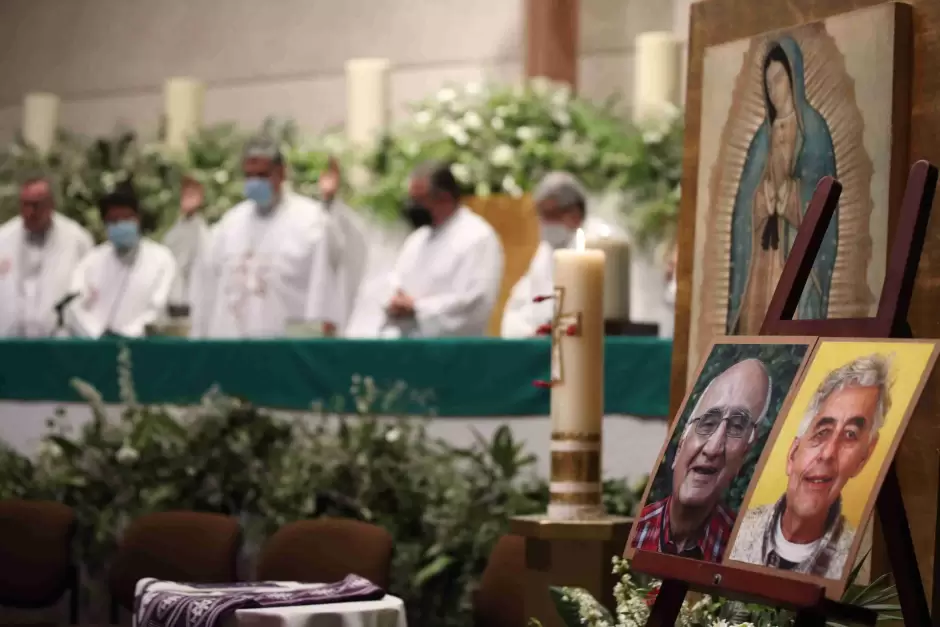 Misa en honor a los padres Javier Campos Morales y Joaqu�n Cesar Mora Salazar, asesinados en Chihuahua