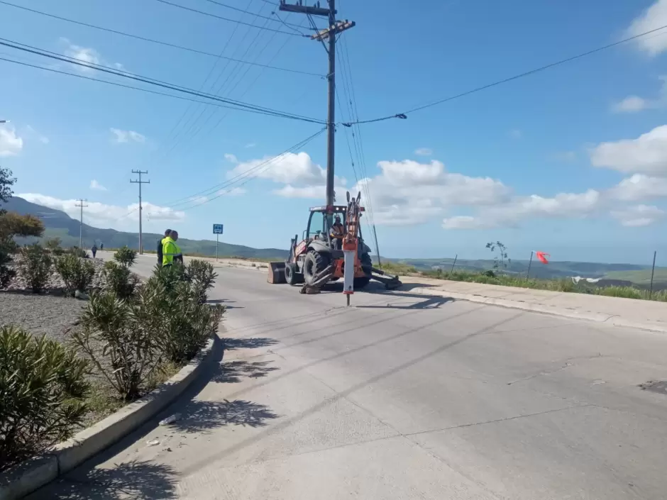 Acueducto Flujo Inverso en el bulevar Garc�a