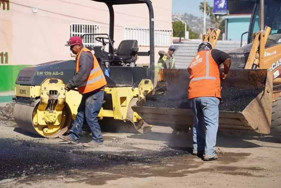 Rehabilitaci�n calzada Cortez