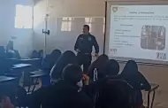 Expone Policías Municipales riesgos de la narcocultura en jóvenes estudiantes