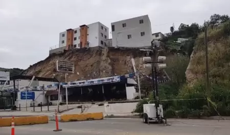 Edificio a punto de colapso en La Sierra