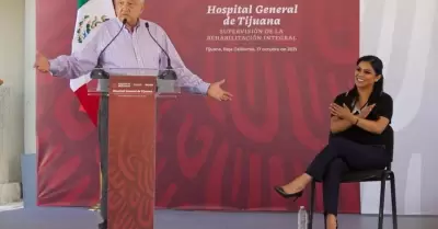 Presidente Andrés Manuel López Obrador y Alcaldesa de Tijuana Monserrat Caballer