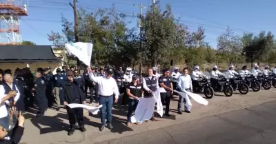 Antonio Astuazar�n, alcalde de Hermosillo, encabeza el arranque del operativo de