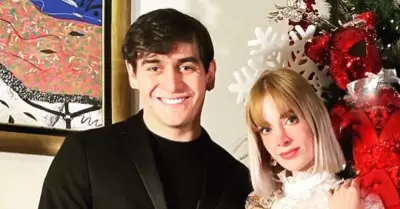 Ime Tu��n despide a su esposo Juli�n Figueroa.