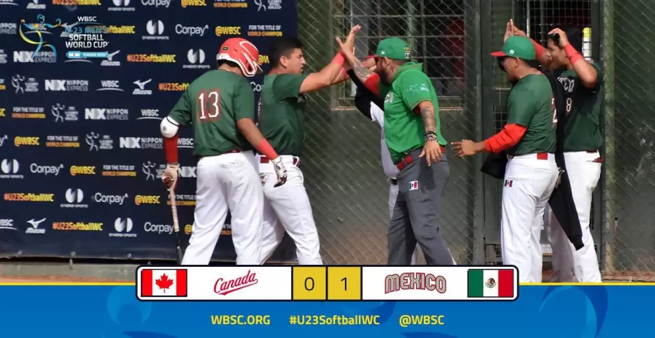 M�xico se impuso 1-0 ante Canad�