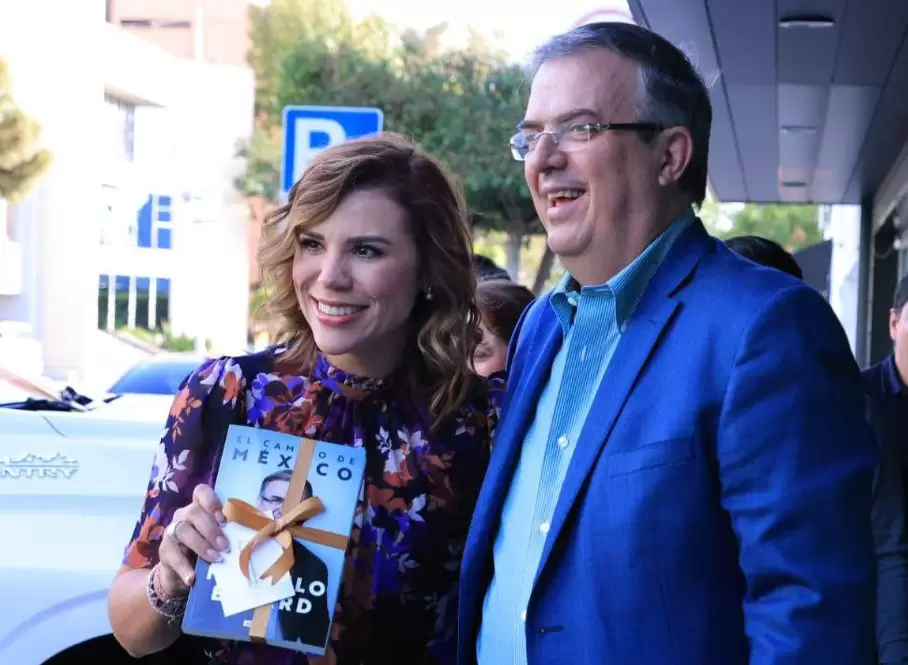 Marina del Pilar y Marcelo Ebrard