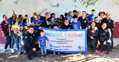 Ni�os de la asociaci�n "Frontera Tj Autismo"