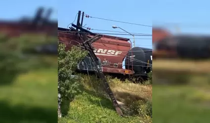 Colisin de un tren con un transformador