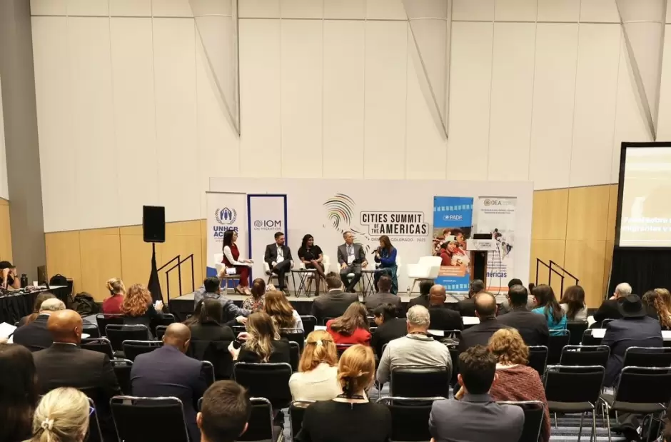 Monserrat Caballero en Cumbre de las Am�ricas