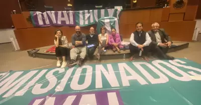 Legisladores de oposici�n toman la tribuna del Senado