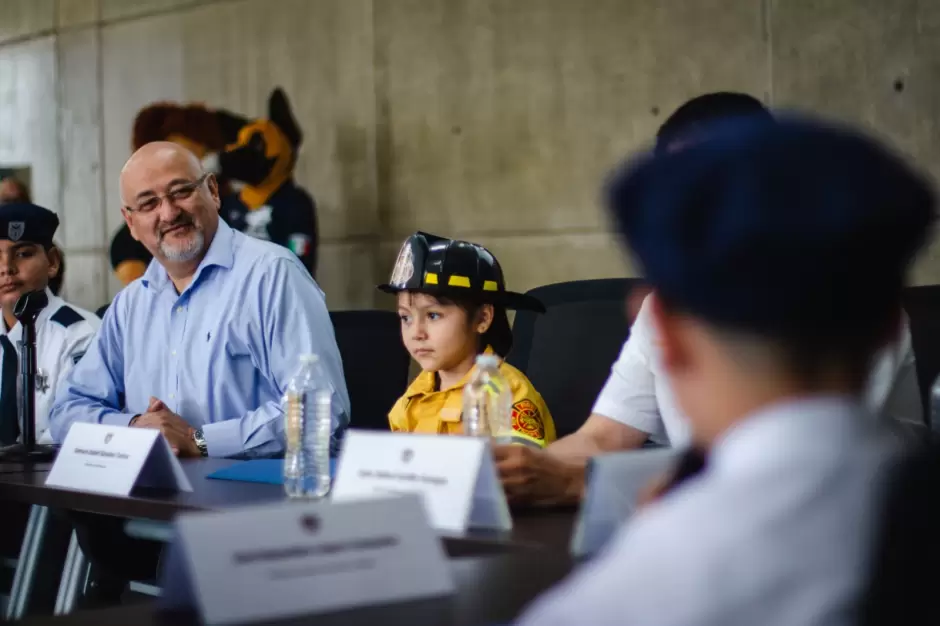 Celebraci�n del d�a del ni�o y ni�a funcionario por un d�a