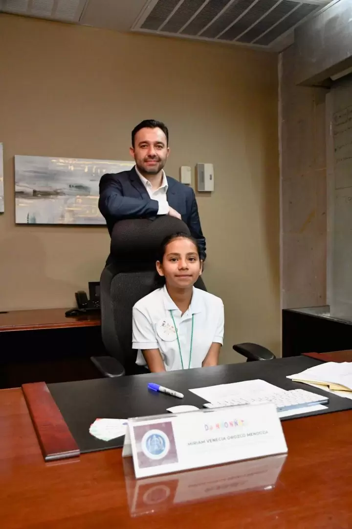 Ni�a designada fiscal por un d�a