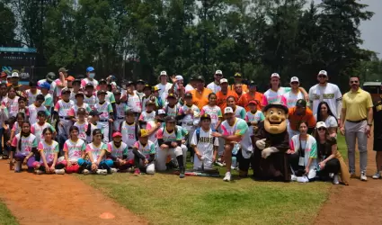 Padres de SD en la Liga Infantil de Bisbol Olmeca