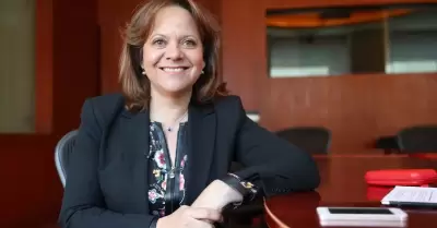 Martha Delgado presenta su renuncia para respaldar la candidatura de Marcelo Ebr