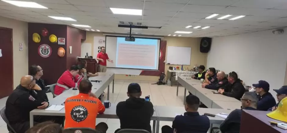 Capacitaci�n bomberos