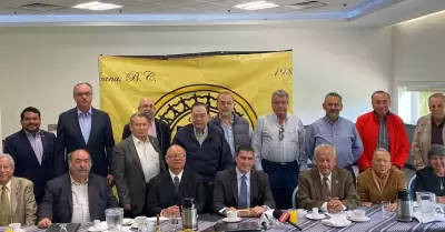 LA CRISIS, ADEM�S DE INSEGURIDAD, ES INSTITUCIONAL": FLORES CAMPBELL