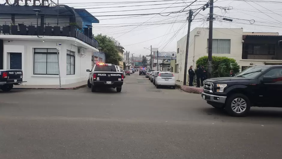 Polic�as ministeriales lesionados a mano armada