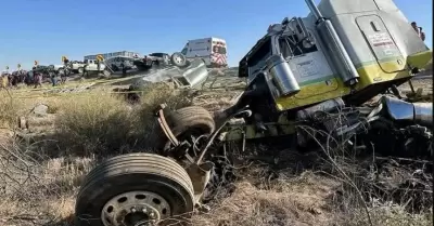 Accidente en el tramo Caborca-Sonoyta