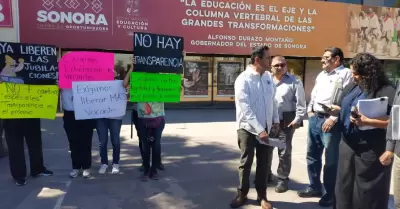 Protesta de maestros del Poblado Miguel Alemn