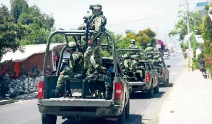 Elementos del Ejército Mexicano en las calles