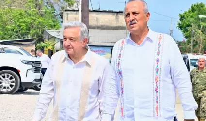 Presidente Andrs Manuel Lpez Obrador acompaado del gobernador de Tabasco Carl