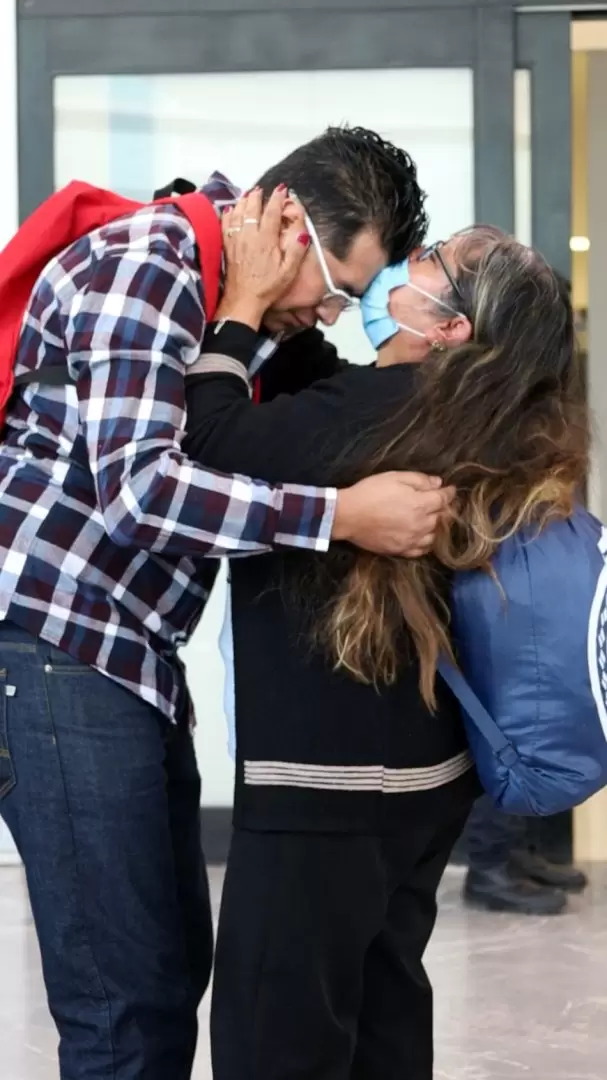 Llena de colores "Kamale�n" reencuentro entre madre e hijo