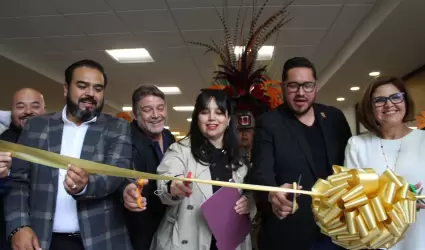 Reinauguraci�n de biblioteca "Benito Ju�rez"
