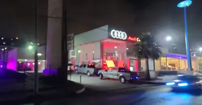Asaltan Audi Center
