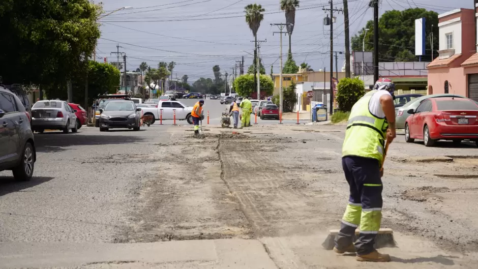 Rehabilitaci�n vial Av. Ray�n