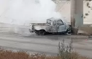 Vehículo se incendia tras impactar contra pilar de concreto; provoca tráfico en Vía Rápida