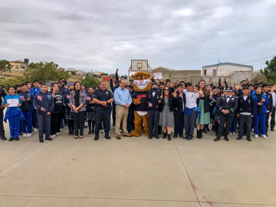 Capacitaci�n D.A.R.E. en secundaria
