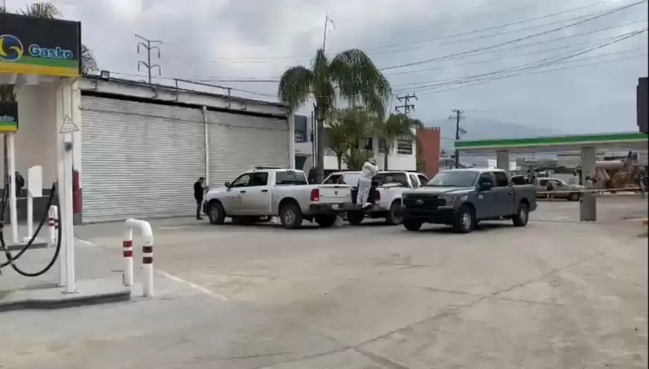 Hallazgo de 7 cuerpos en camioneta