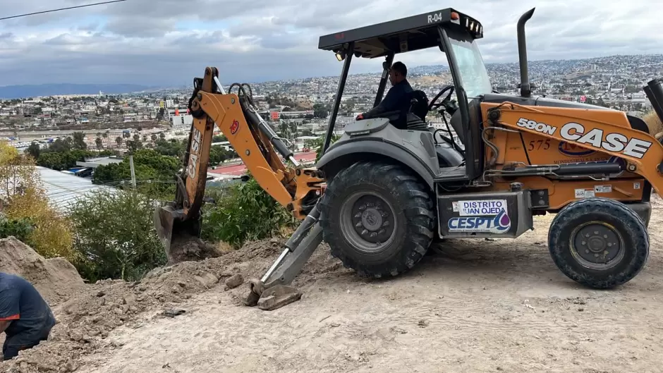 Reparaci�n de una aver�a en una l�nea de 20 pulgadas
