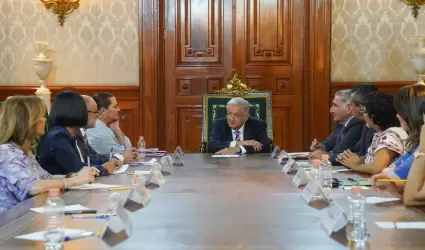Reunin de Lpez Obrador con consejeros del INE