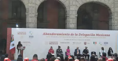 Abanderamiento de delegación mexicana que participara en JCC