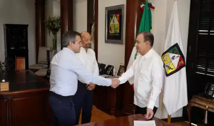 Omar del Valle rinde protesta como Secretario de Infraestructura y Desarrollo Ur