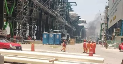Incendio en refinera de Dos Bocas