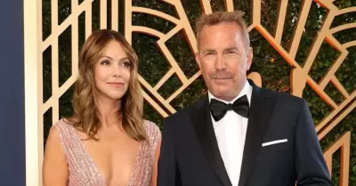 Kevin Costner y Christine Baumgartner, se divorcian tras 20 aos de matrimonio.