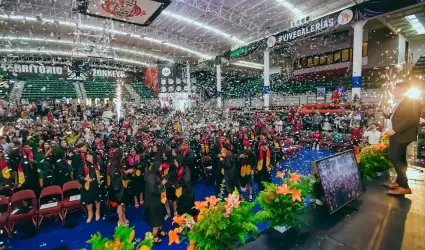 Graduación de más de 3 mil estudiantes