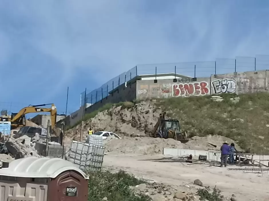 Deslave que afecta a escuela primaria