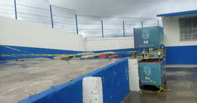Deslave que afecta a escuela primaria