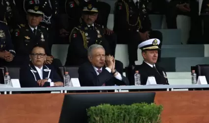 Andrés Manuel López Obrador en la ceremonia del cuarto aniversario de la Guardia