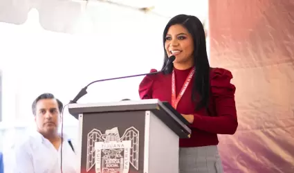 Alcaldesa Montserrat Caballero